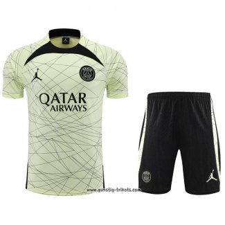 Trainingsanzug Paris Saint-Germain Jordan Kurzarm 2023-2024 Gelb - Kurze Hose