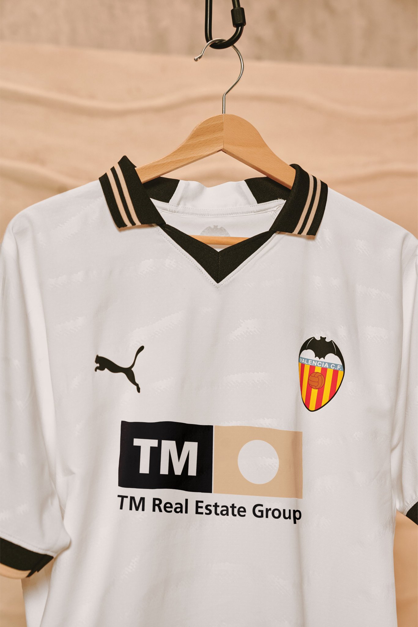Valencia Heimtrikot 2023-2024