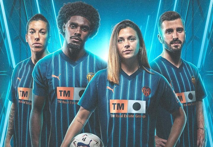 Valencia Auswartstrikot 2023-2024